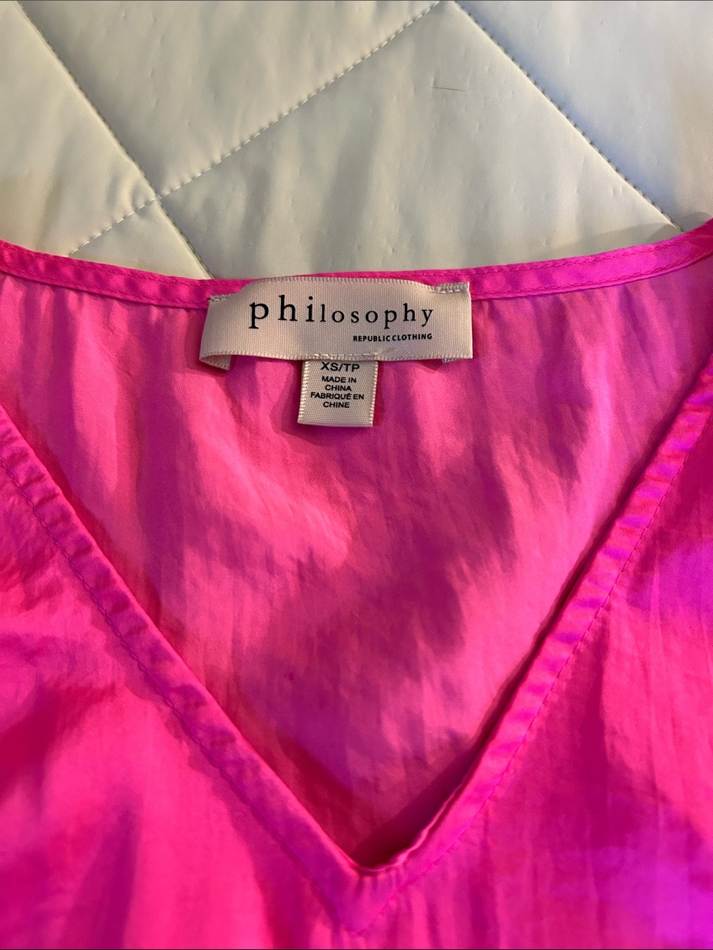 philosophy Hot Pink V-Neck Puff Sleeve Smocked Waist Blouse - Picture 3 of 5
